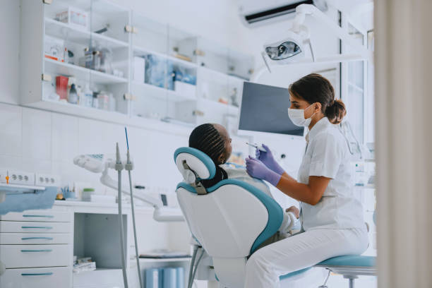 Best Tooth Extraction  in Freedom, CA